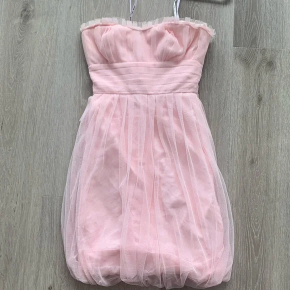 Vera Wang Bridesmaid Tulle Mini-Dress - Picture 4 of 10